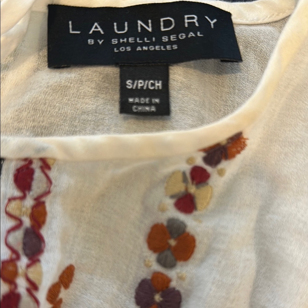 Laundry Embroidered White Boho Top - Picture 8 of 9